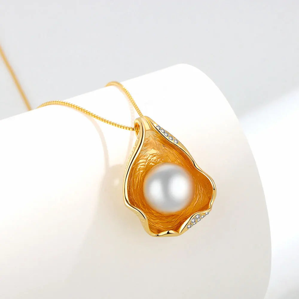 New Design Luxury Shell Pearl Shape Necklace 925 Sterling Silver Necklace with 18K Gold Plated