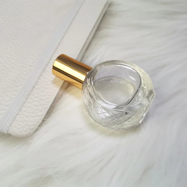 Wholesale Essential Oils Dispenser 12ml clear Flat Oval Shape Tiny Glass Bottle With Stainless Steel Roller and Shiny Caps