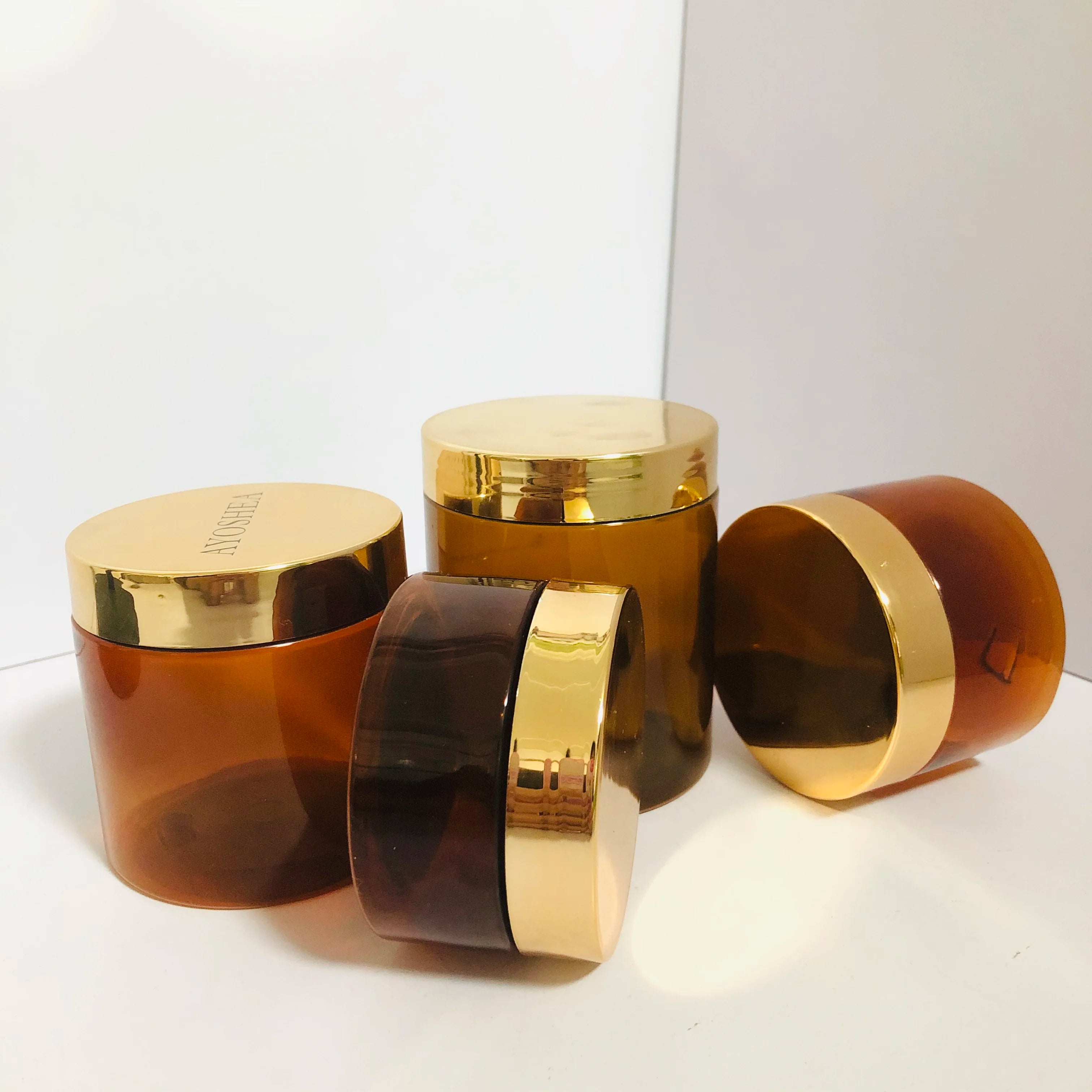 Luxury Custom Label 250ml 8oz Gold Lid Cosmetic Packaging Food Grade Amber Plastic Body Butter Containers Jars With Gold Lids