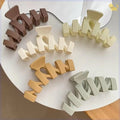 Fence Design Korean Women Large Hair Clips Acrylic Simple Fashion Hair Claw Clip for Women Hair Accessories