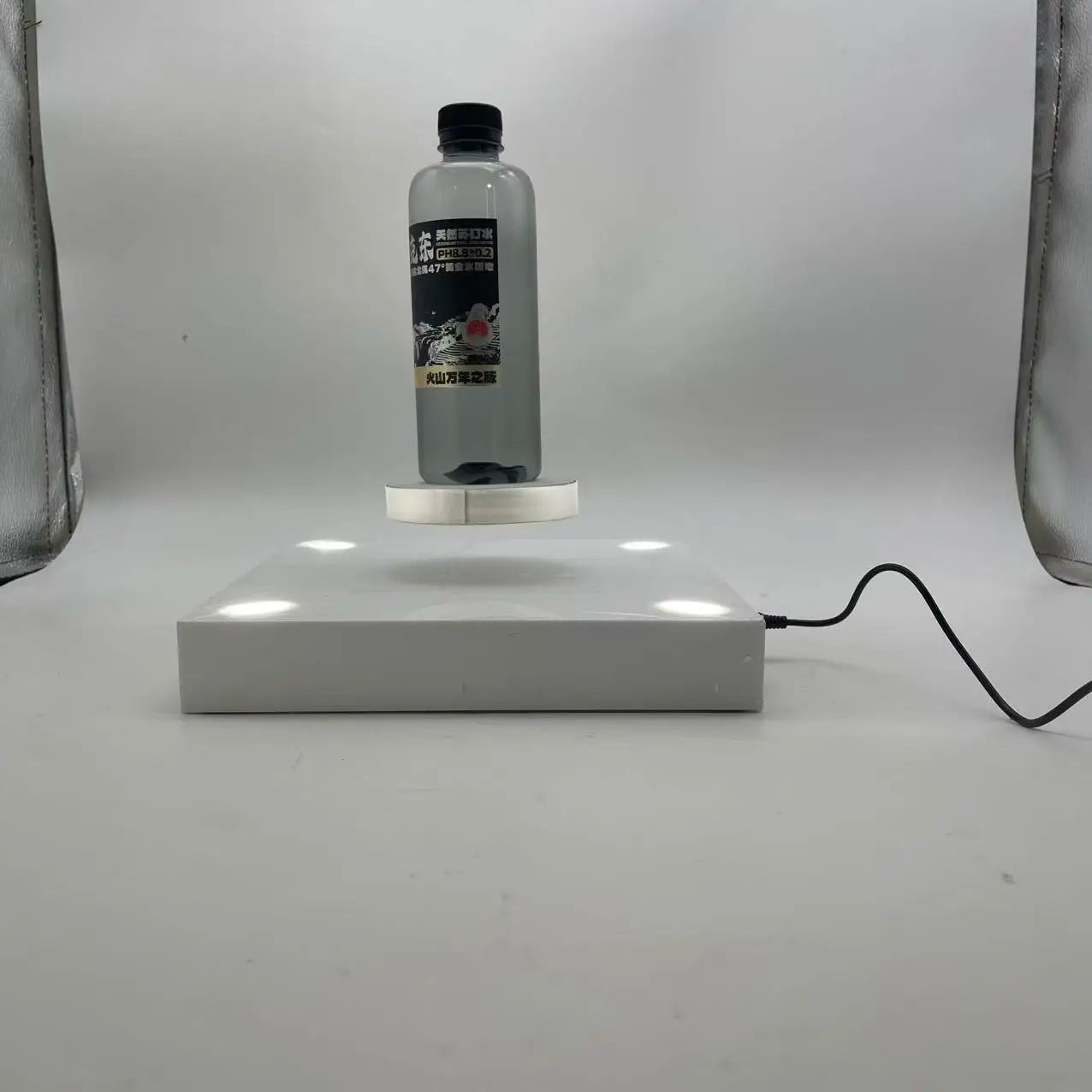 360 Rotating Magnetic Levitation Floating 1kg 2kg Display Stand with 4 LED Light