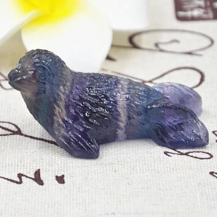 HY Natural Gemstone Hand Carved Crafts Fluorite 2.5inch Sea lion Head Statues Sea lion Precious Stone Crafts