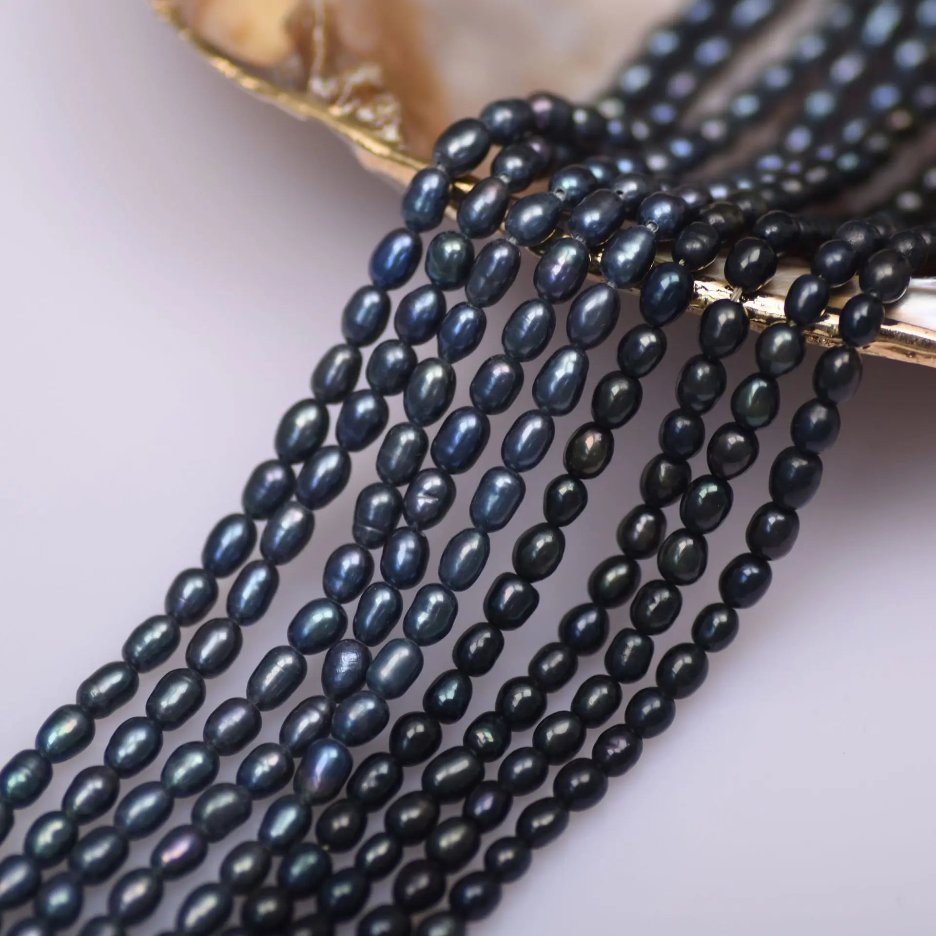 Wholesale 3-4mm Natural Freshwater Dyed Peacock Rice Pearl Baroque Shape Loose Strand Necklace Bead for Jewelry Making