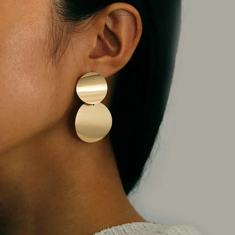 Tiktok Hot Selling Simple Style Metal Element Creative Alloy Glossy Round Gold Earrings for Women