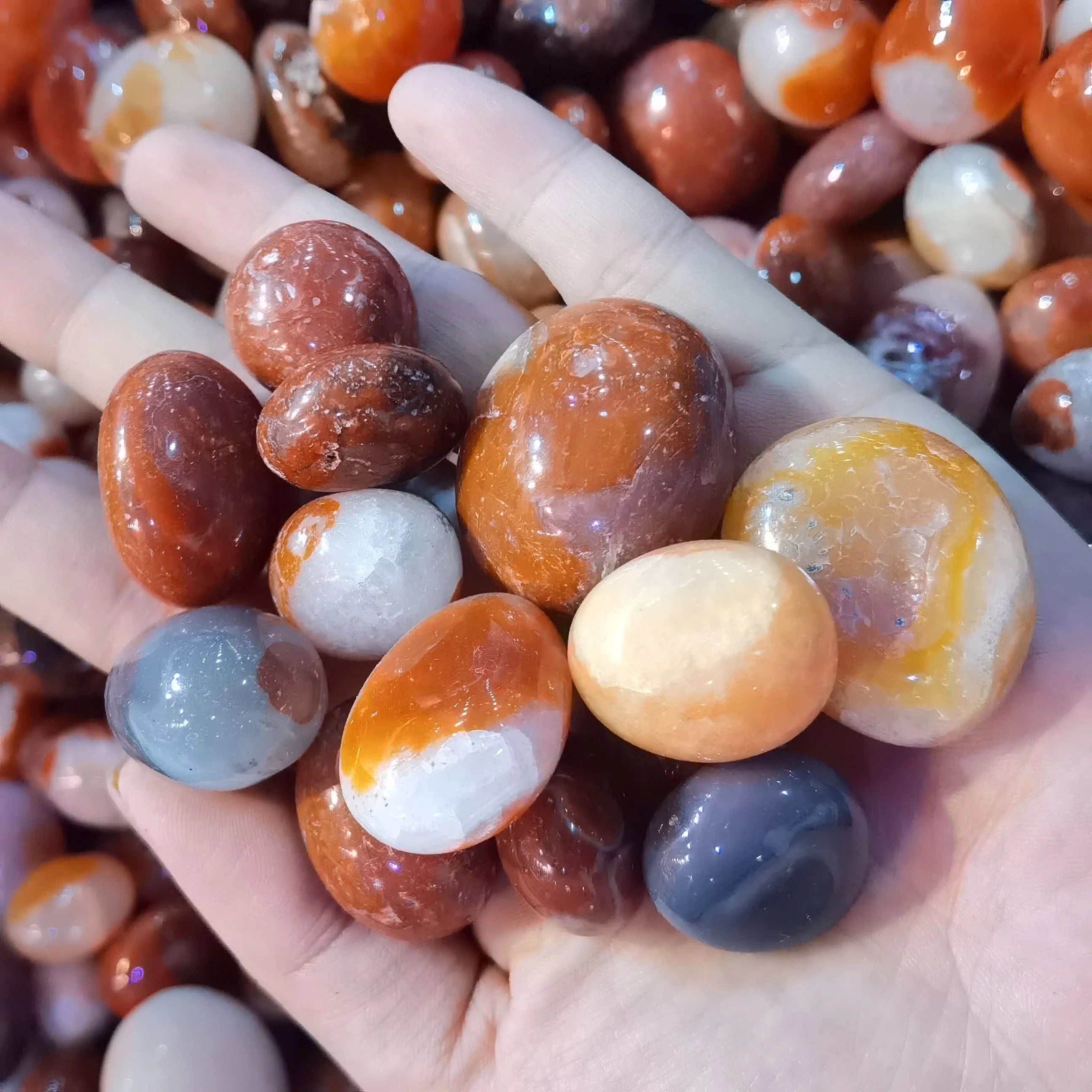 Wholesale Fortune Feng Shui Red Agate Natural Raw Gemstones Rough Stones Healing Stones