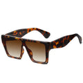 New Arrival Fashion Style Design Oversized Square Sunglasses Plastic Frame Luxury Women Classic Fashion Retro UV400 Sunglasses