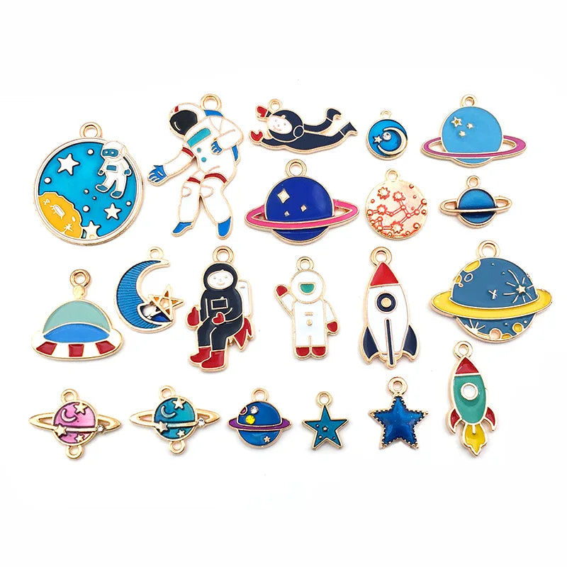 Metal Jewelry Universe Astronaut Space Series Mixed Sun Star Moon Charm Pendant for Earring Necklace Bracelet Jewelry Making