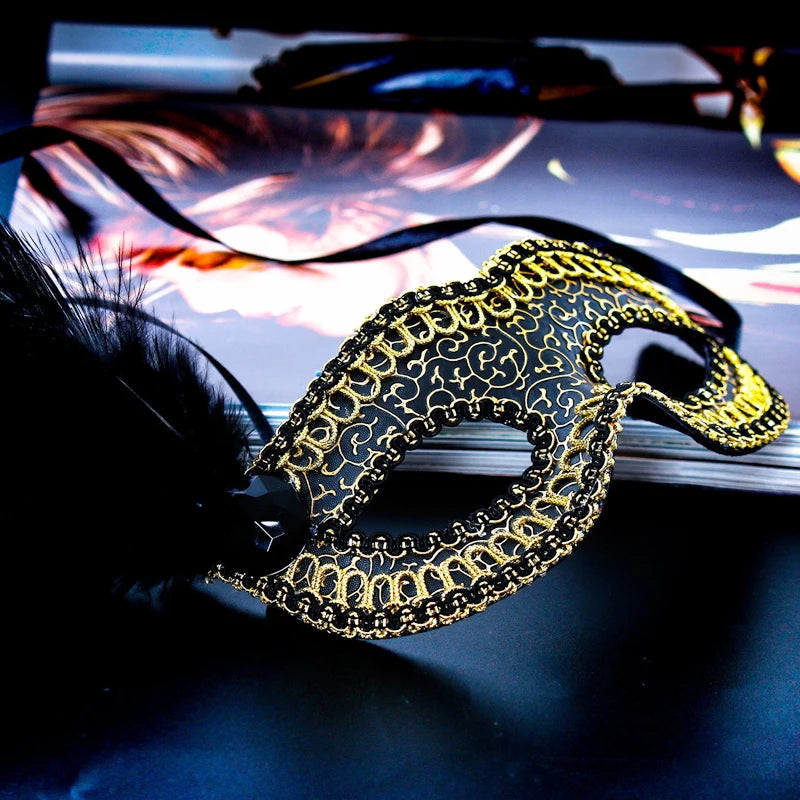 2022 New Feather Design DIY Children's Party Masks Venetian Masquerade Ball Masks PVC 8 Colors Christmas Decorations Fashion