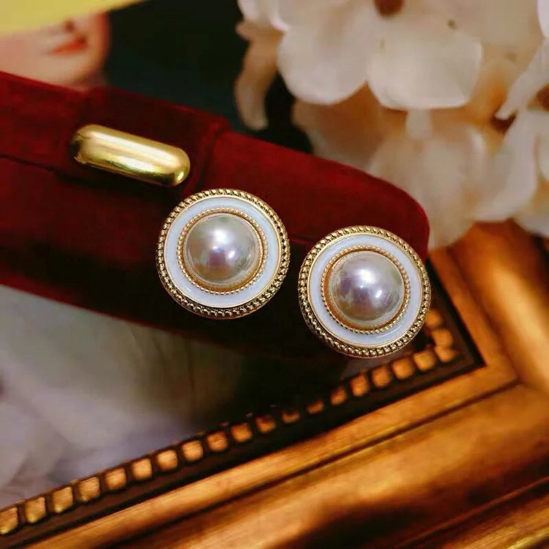 Vintage Court Style Stud Earrings Gold Plated Brass Needle Natural Freshwater Pearl Grade Gift for Women