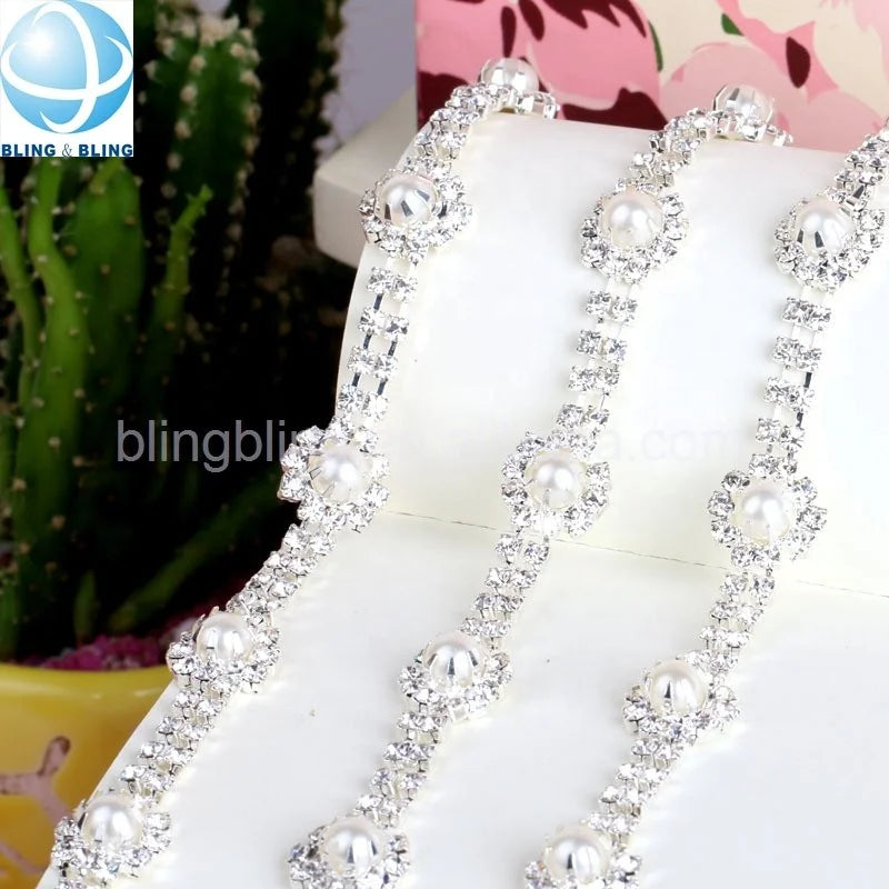 Hot Selling Silver Rhinestone Chain Metal White Pearl Trimming Chain for Dress Accessories Crystal Chain Trim