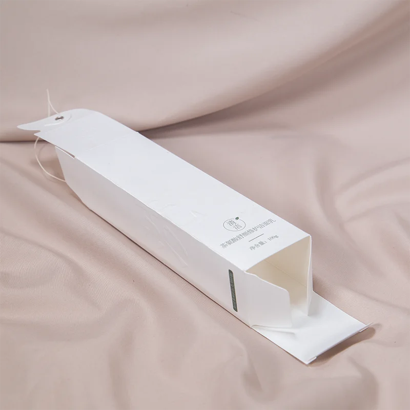 Custom White Folding Cardboard 350gsm Paper Eco-friendly Skincare Plain Packaging Boxes for Cosmetic