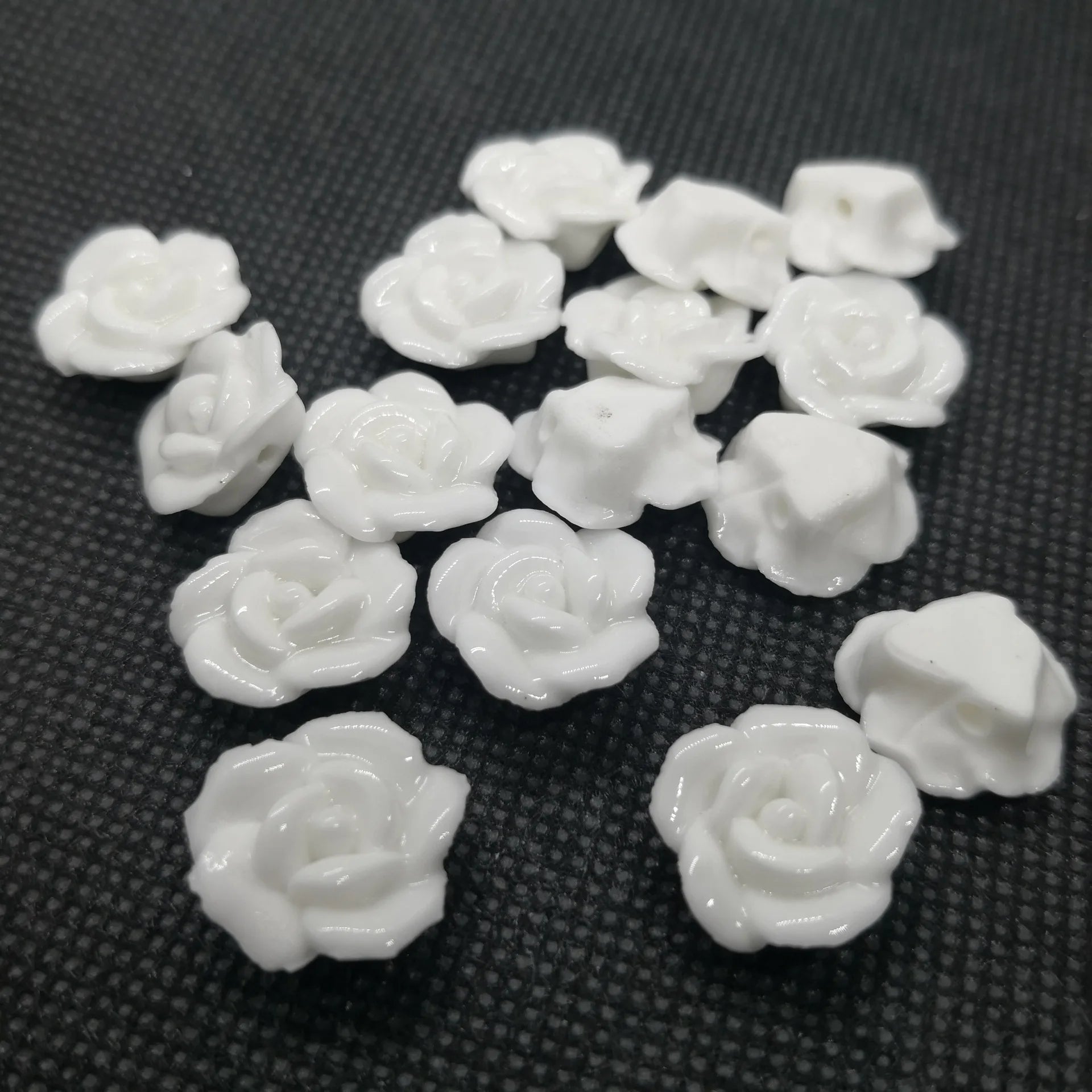 Wholesale White Tridimensional Ceramic Flower Porcelain Beads for Jewelry Making Clay & Porcelain Findings