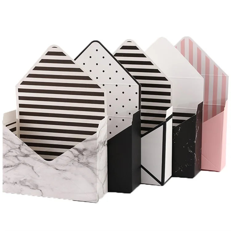 Waterproof Recyclable Coated Paper Bag Flowerpot Fresh Plant Flower Carrier Folders Matt Lamination UV Coating for Promotional