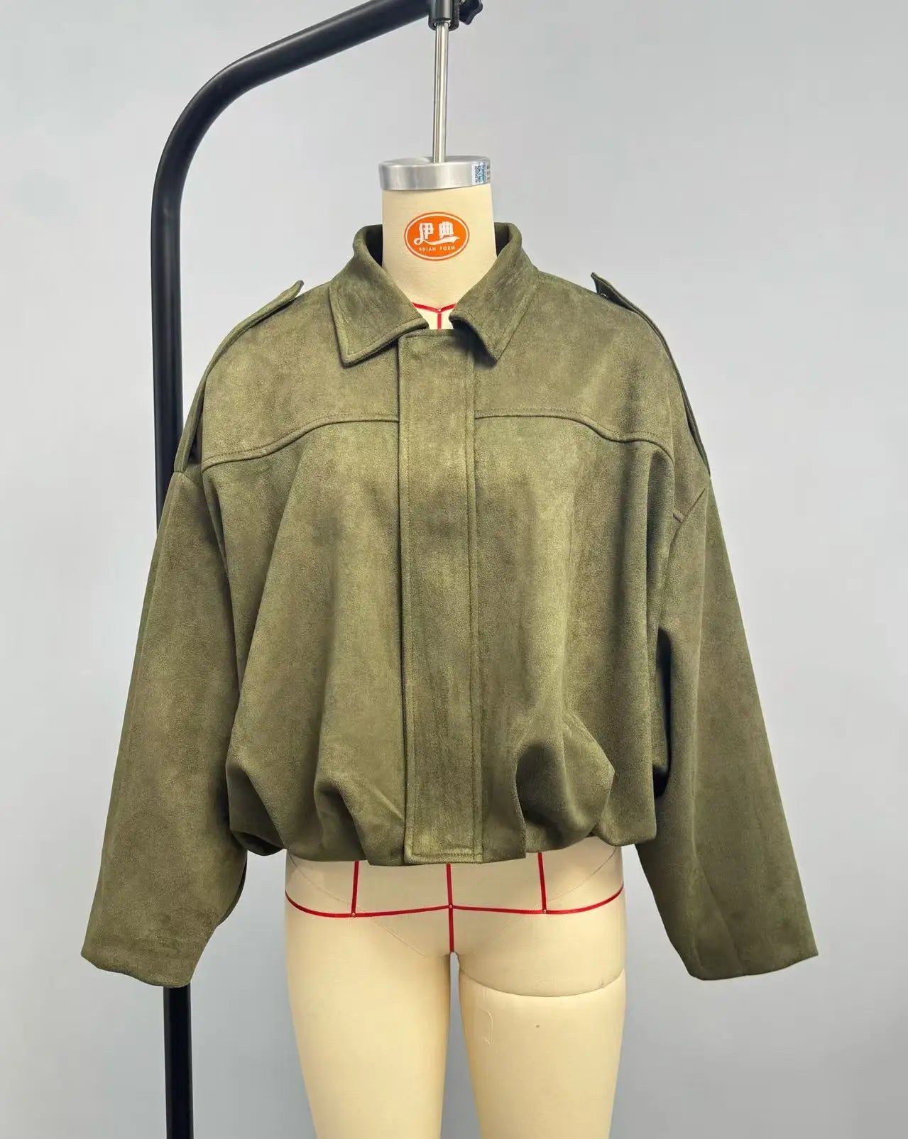 New Fashion Winter Short Suede Fabric Women's Casual Bomber Jacket 2025 Long Sleeve Zipper Windproof Loose
