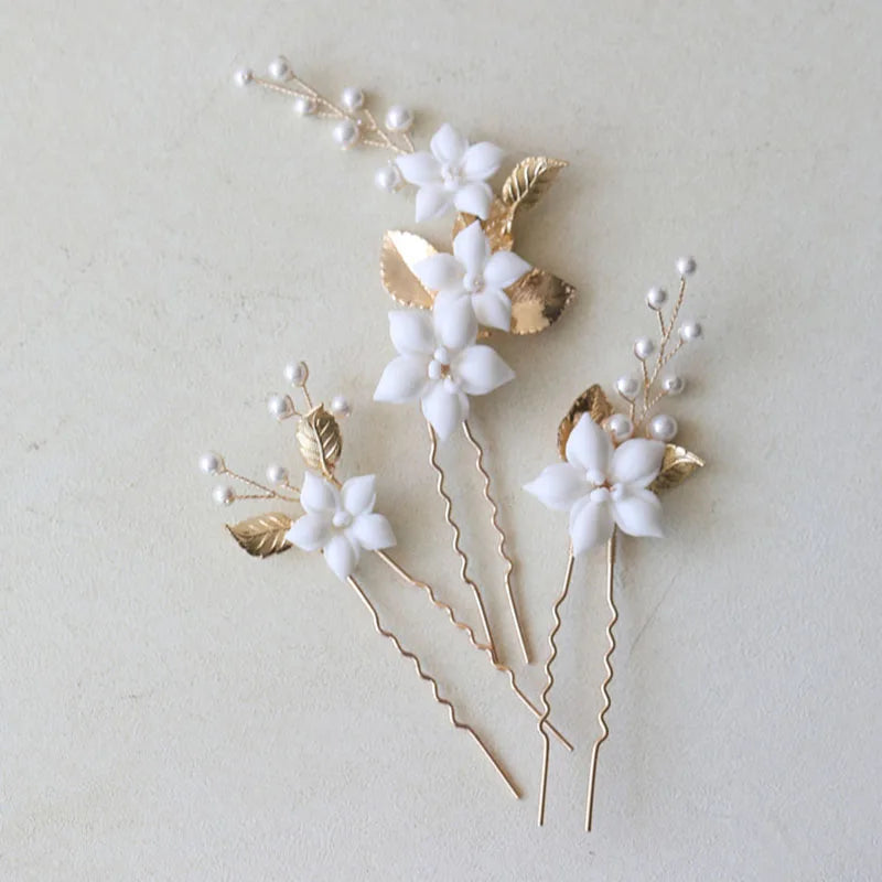 SLBRIDAL Handmade Alloy Leaf Ceramic Flower Pearls Bridal Hair Pins Set Wedding Hair Sticker Hair Accessories Women Jewelry