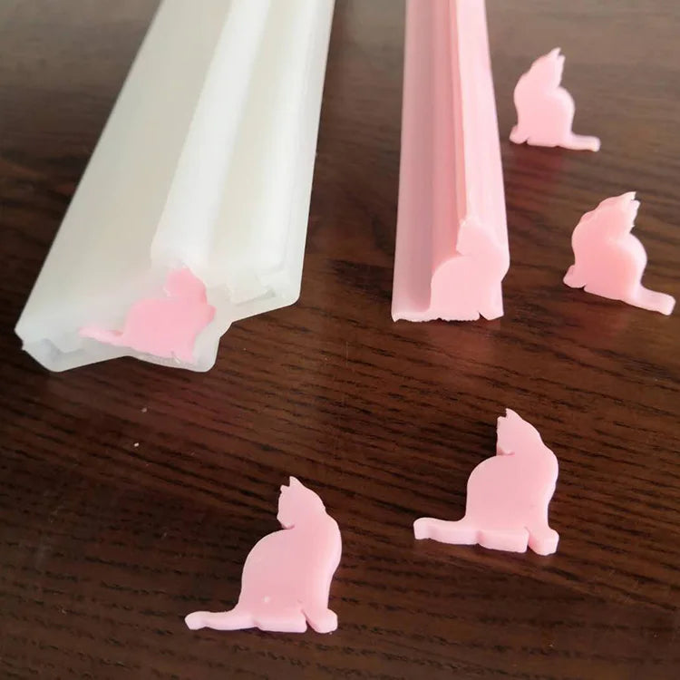 Early Riser Long Cylinder Silicone Soap Mold Cat Column Embed Mould Kitten Handmade Soap Making Supplier Food Grade