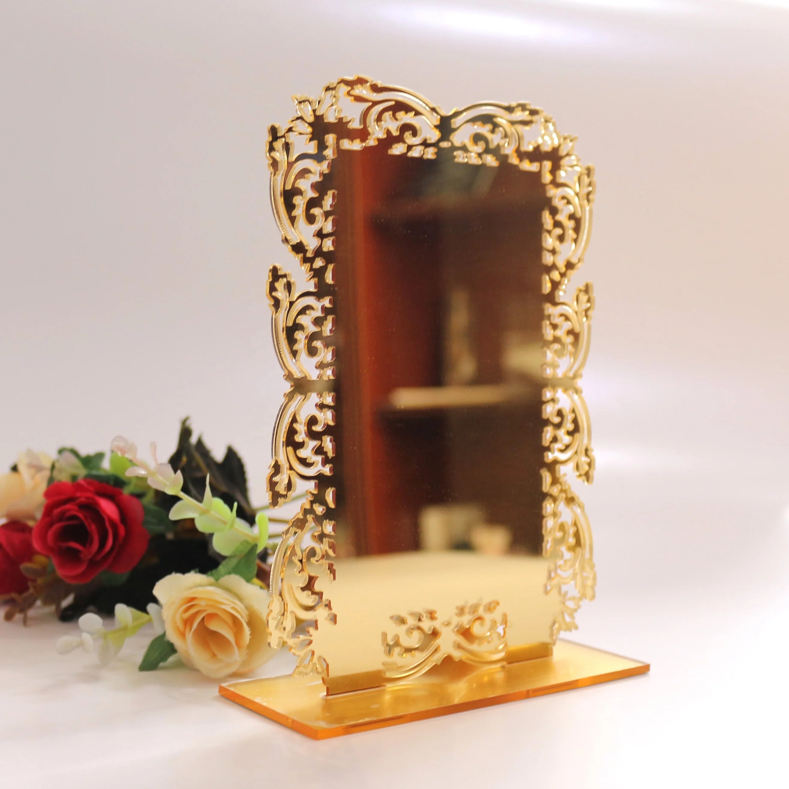 Unique Blank Gold Mirror Acrylic Place Card Holder DIY Cut Out Wedding  Table Card for Engagement Party and Wedding