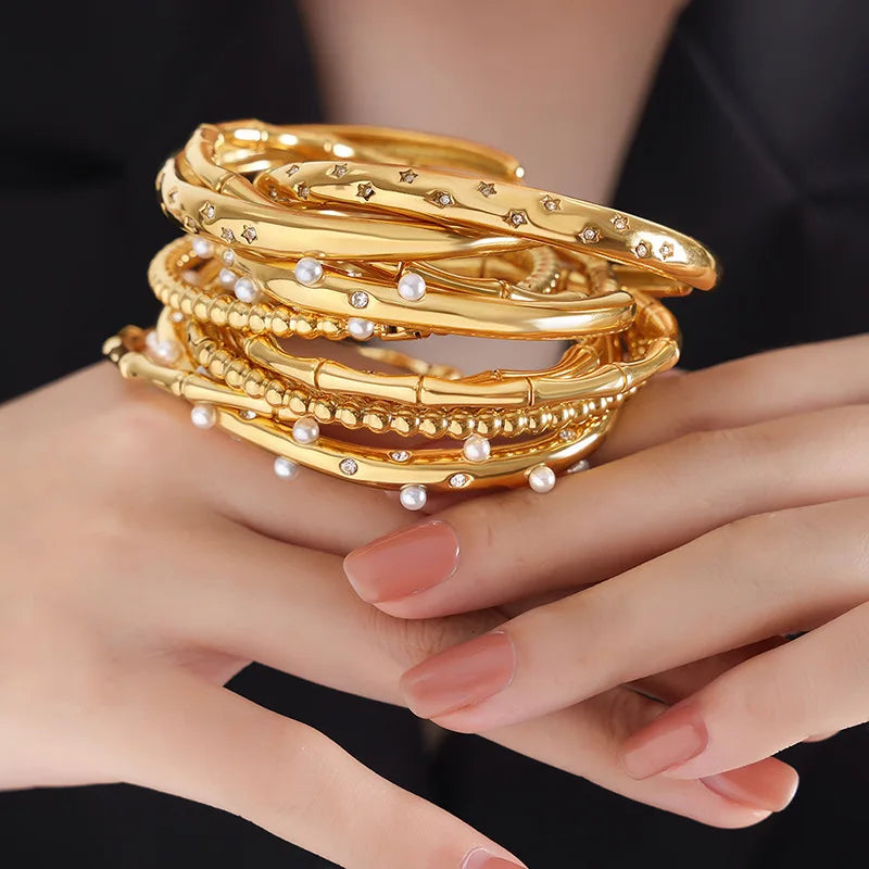 Wholesale Bulk Fashion Minimalist Stainless Steel 18k Gold Plated love Cuff Bangles Bracelet Chunky Jewelry