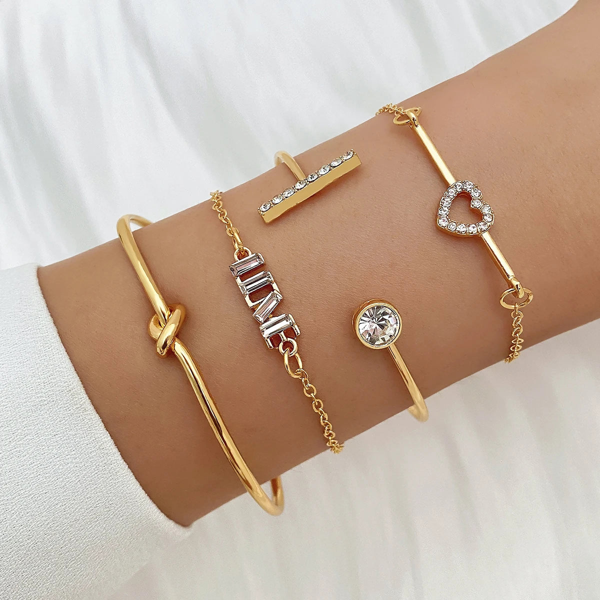 Custom Fashion Gold Plated Heart Chain Bangle Jewelry Charm Crystal Infinity Bracelet Set for Women
