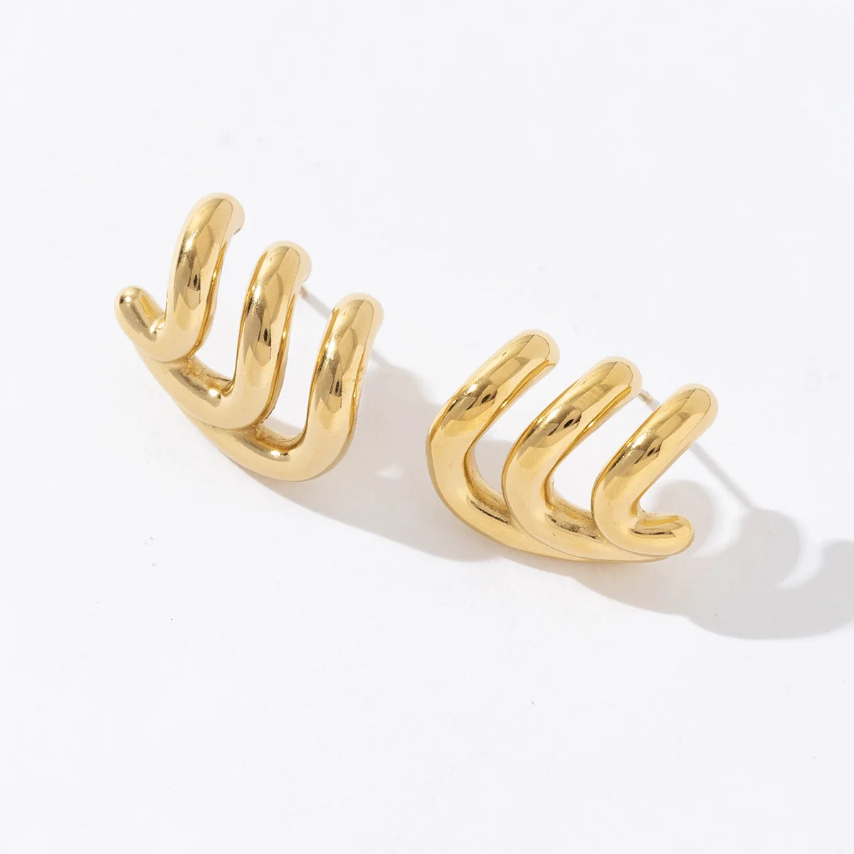 Fashion Ladies Modern Minimalist 18K Gold Stainless Steel Irregular Three-Layer Antler Wave Earrings