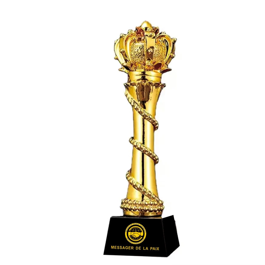 Wholesale Champion Crafts Zinc Alloy Resin Crystal Trophies Medal Sports Event Awards Crown Resin Crystal Trophy Award Souvenirs