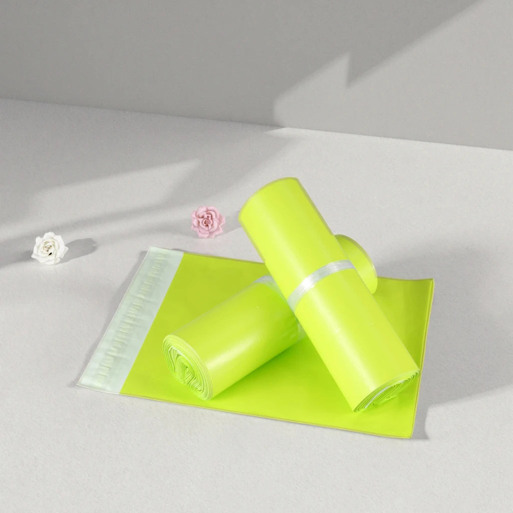 35*45cm/13.8*17.7 Inch Green Waterproof Mailing Bags Heavy Duty Eco-Friendly Shipping Envelopes Mailing Bag Cross-Border Supply
