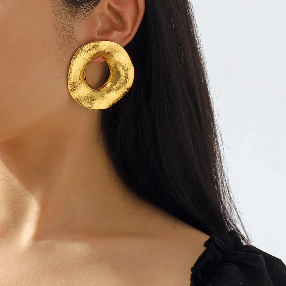 New Fashion Jewelry Retro Exaggerated Large Circle Earrings Creative Alloy Irregular Geometric Metal Stud Earrings (KER791)
