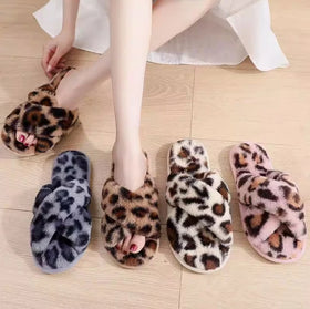 Fashion Soft Indoor Home Fluffy Fuzzy Sheep Skin Real Wool Fur Cross Wholesale Open Toe Fur Slides Slippers for Women Ladies