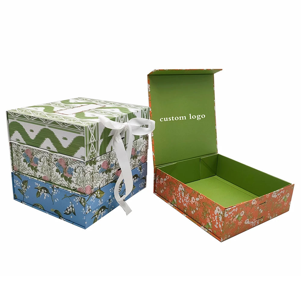 Custom Printed Handmade Luxury Rigid  Magnetic Closure Gift Box Clothing Shoe Folding Packaging Paper Boxes