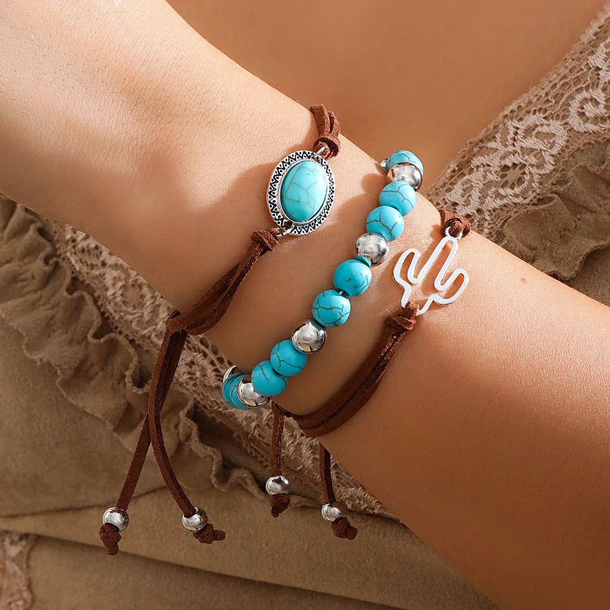 3Pcs/Set Vintage Stacked Turquoise Beaded Bracelet for Women Trendy Ladies Rope Hand Chains in Wrist Fashion Jewelry Accessories