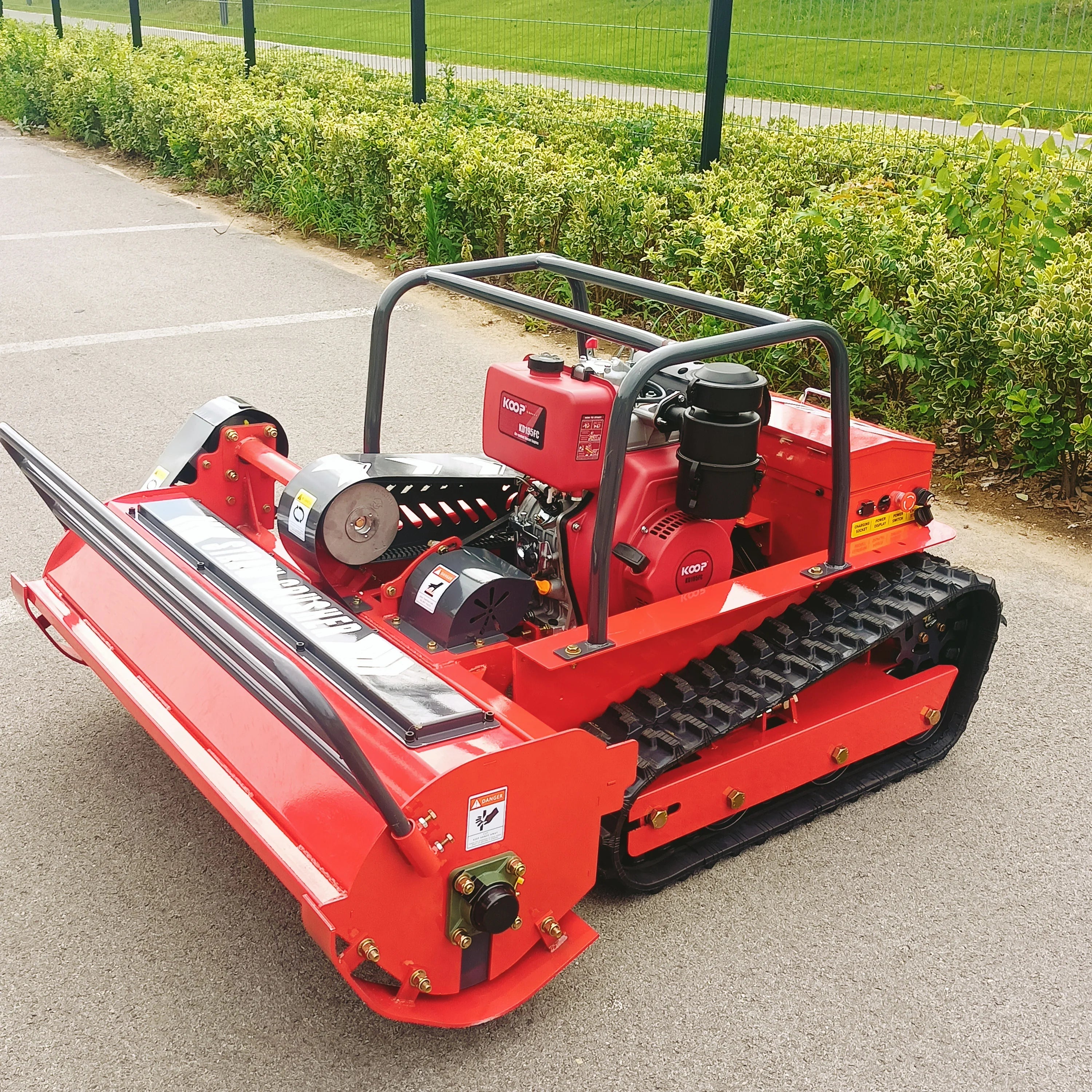 2026 Direct Sale Remote Control Grass Cutter Grass Cutter Mowers with High Quality Competitive Price