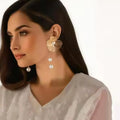 Elegant Flower with Imitated Pearl Pendant Stud Earrings for Women Trendy Ladies Designer Wedding Accessories Fashion Jewelry