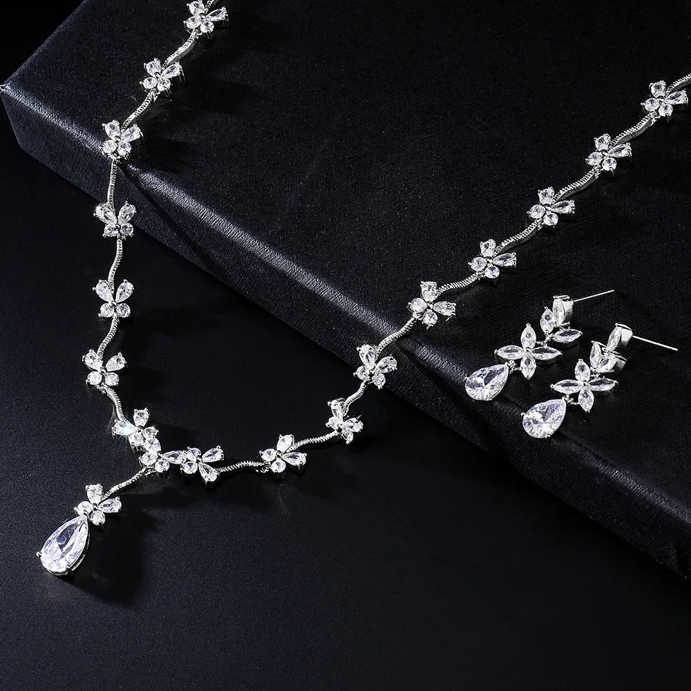 Light Luxury Niche Design Flower Branch Earrings Necklace Feminine Elegance Bridal Accessories Set