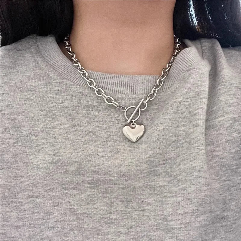 2026 New Design Heart-shaped OT Buckle Chain Stainless Steel Fashion Pendant Hip Hop Charm Wholesale Custom Necklace for Women