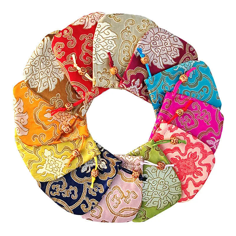 10.5*10.5cm Luxury Satin Handmade Embroidery Jewelry Pouches with Drawstring for Travel Packaging and Gifts