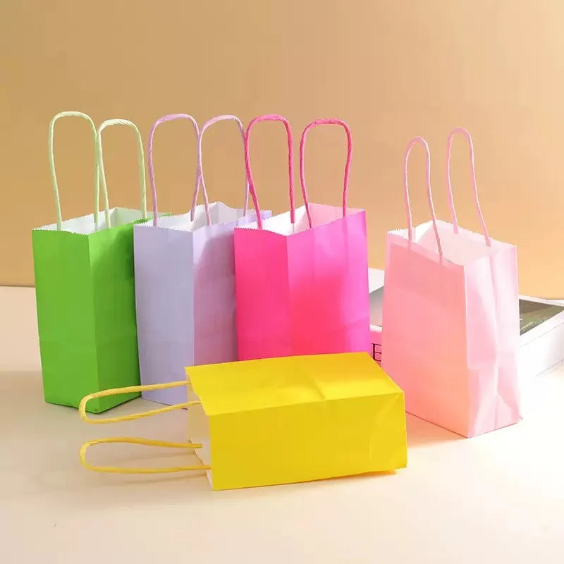 Customized Logo Kraft Paper Bag Eco Friendly Party Fashion Shopping Paper Bag with Twisted Paper Handles