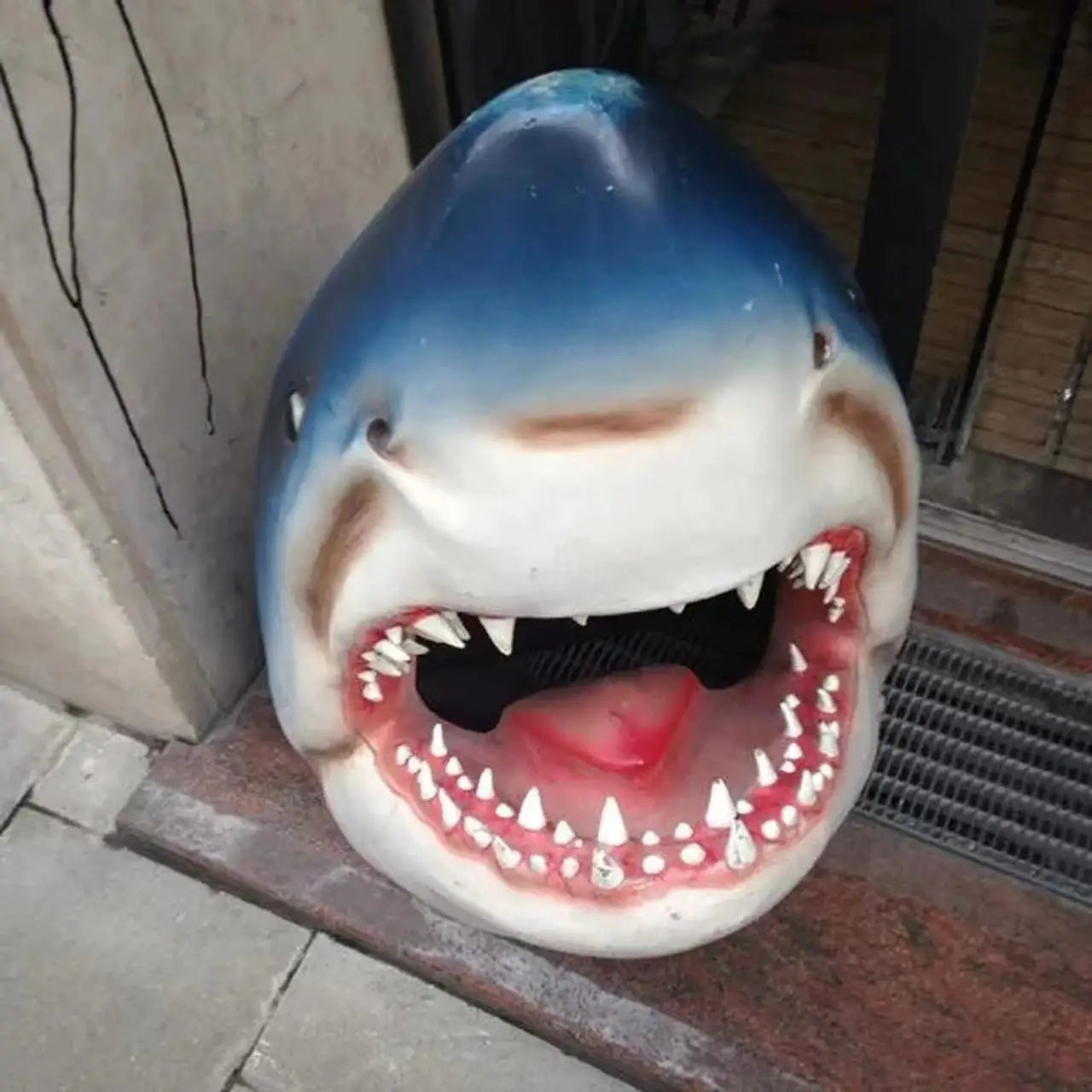 Wholesale 3D Shark Head Sculpture Garden Animal BCA20 Elf Resin Statues for Garden Decoration Resin Crafts