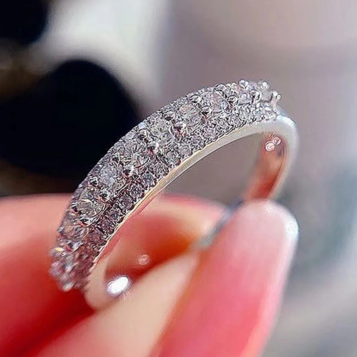 Huitan Factory Wholesaler Exquisite Dazzling Cubic Zirconia Eternity Band Rings for Women Engagement Silver Plated CZ Rings OEM