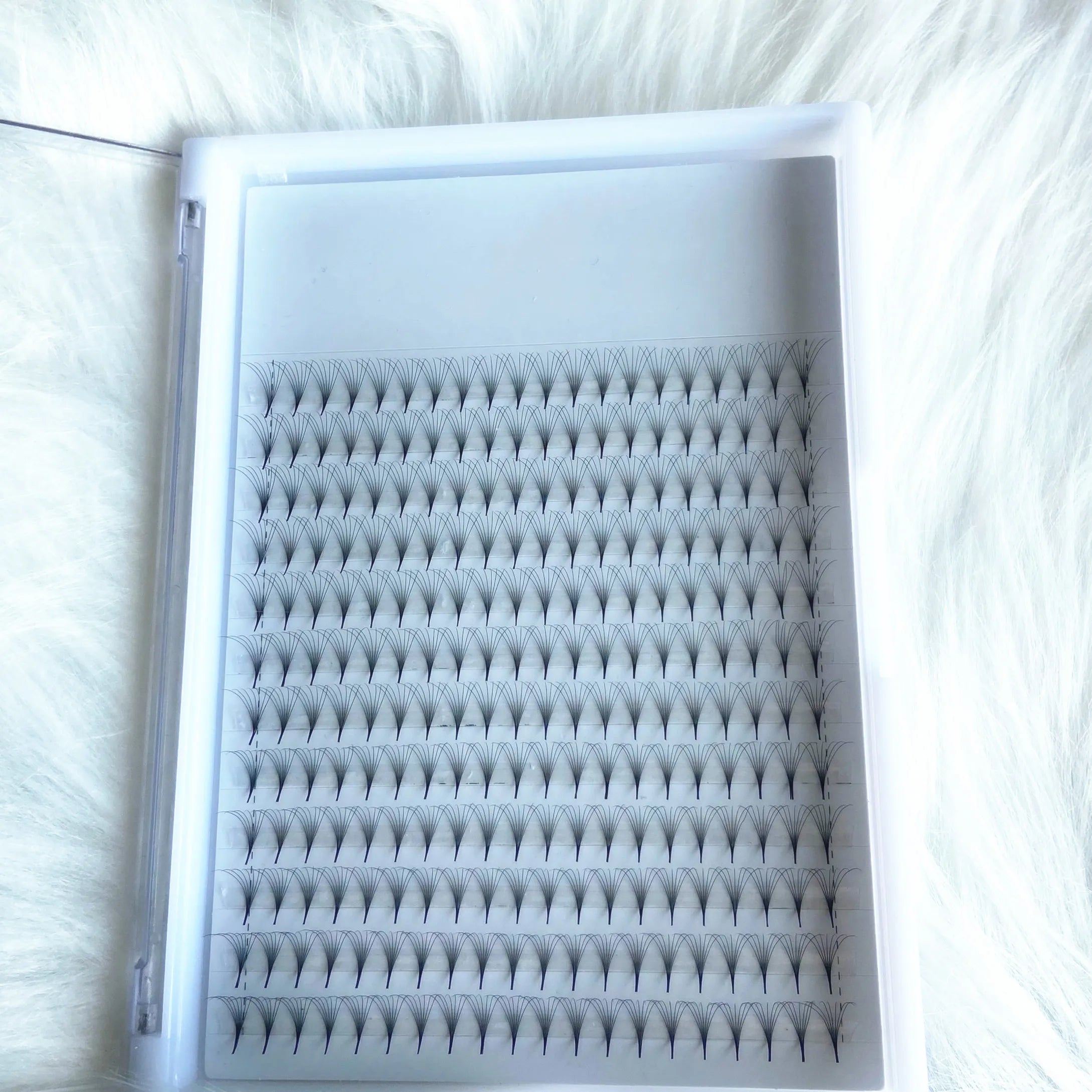 Pointy Thin Base Loose Pro Made 0.03 0.05 10D 12D 14D Pre Made Mega Volume Premade Fan Lashes