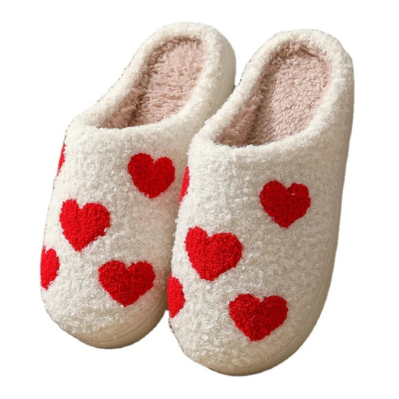2024 New Women's Winter Warm Cotton Slippers Lovely Heart Design Soft Indoor Outdoor Home Use with PVC Lining Fabric Insole