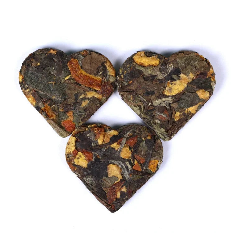 High Quality Private Label Fuding White Tea Multi-flavored Heart Shaped White Tea Cake