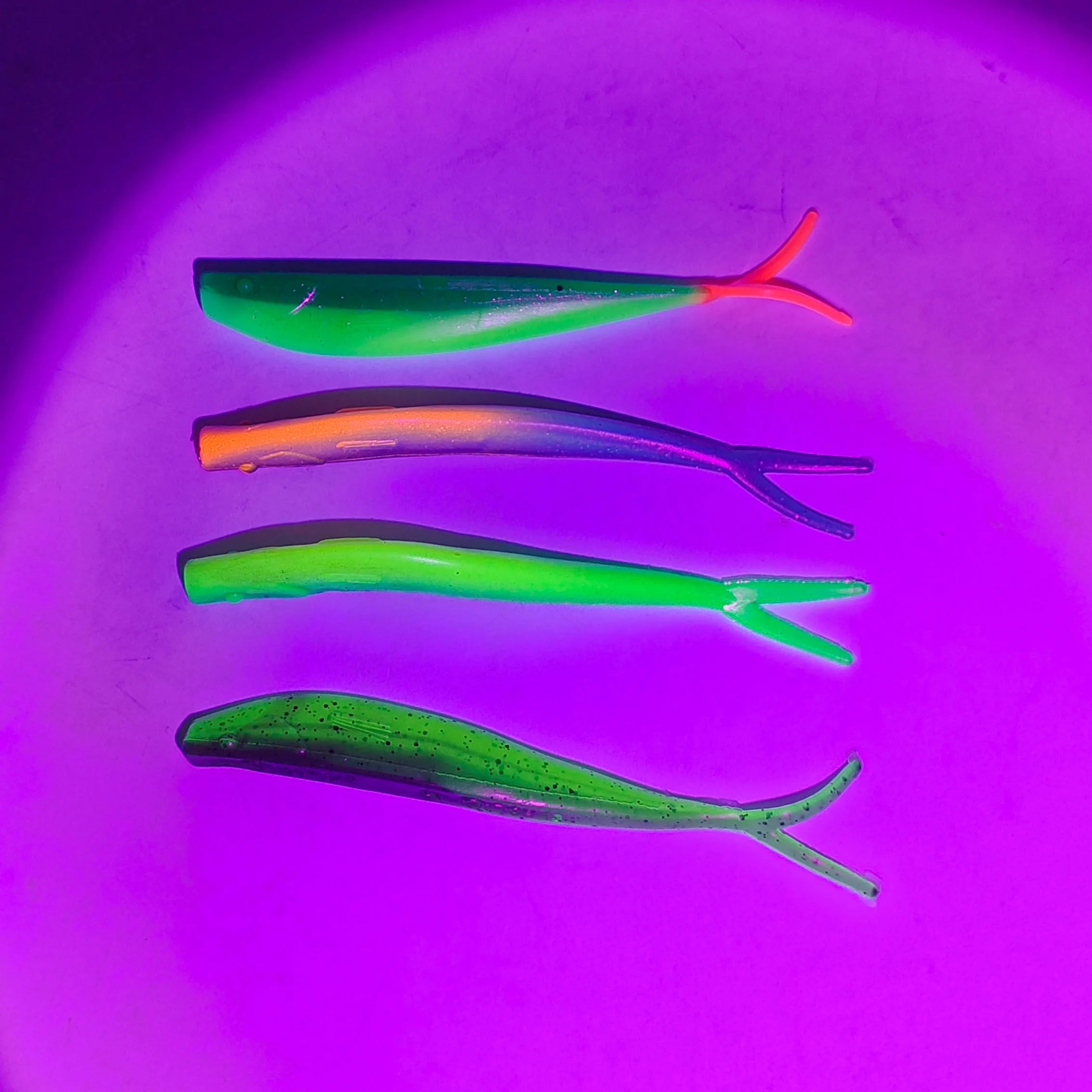 Alpha 8g 13cm Split-Tail Swim Worm Soft Bait: Tear-Resistant PVC Lure for Freshwater/Saltwater Bass Fishing