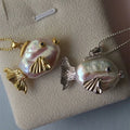 Sea World Trendy Goldfish Kiss Fish Clavicle Chain Necklace Natural Pearl Big Head Fish Pendant Color Preservation Link Jewelry