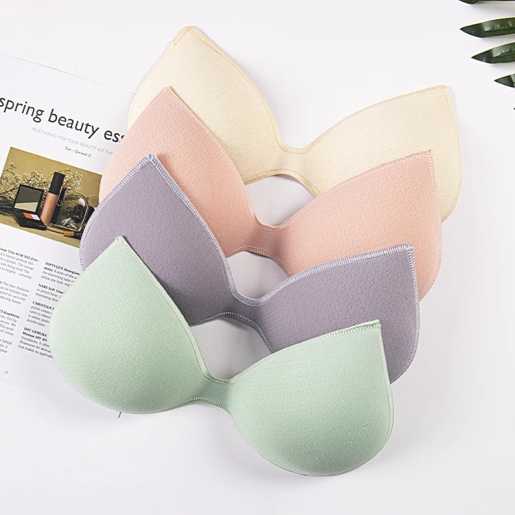 New Arrival Stylish Silicone Adhesive Backless One Piece Bra Pad Push-up Gather Sticky Triangle Cup Shape Sexy and Fashionable