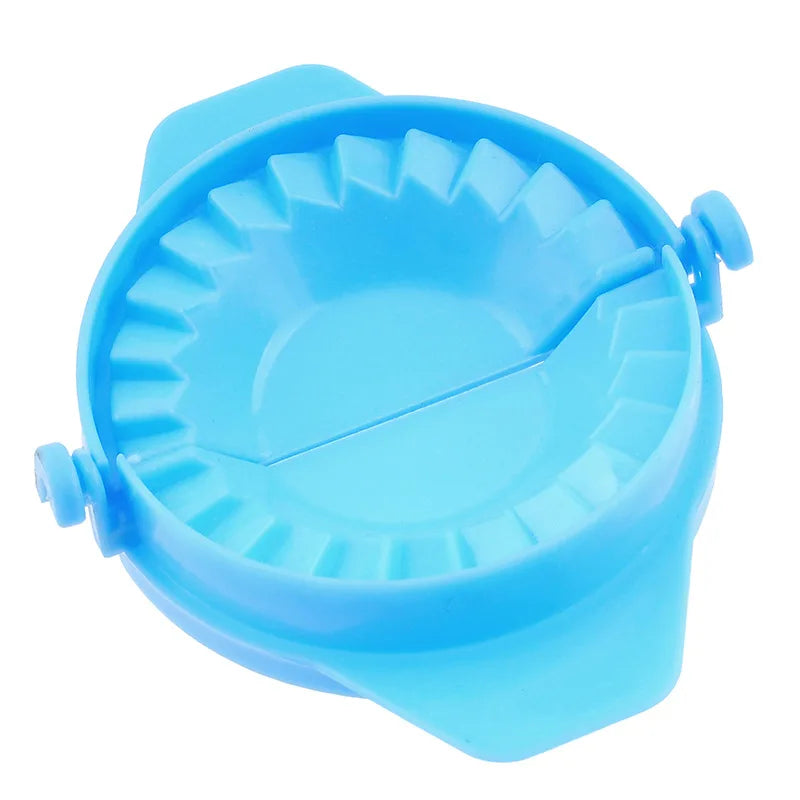 Household Kitchen Tools Manual Portable Environmental Protection PP Material Dumpling Mold Creativity