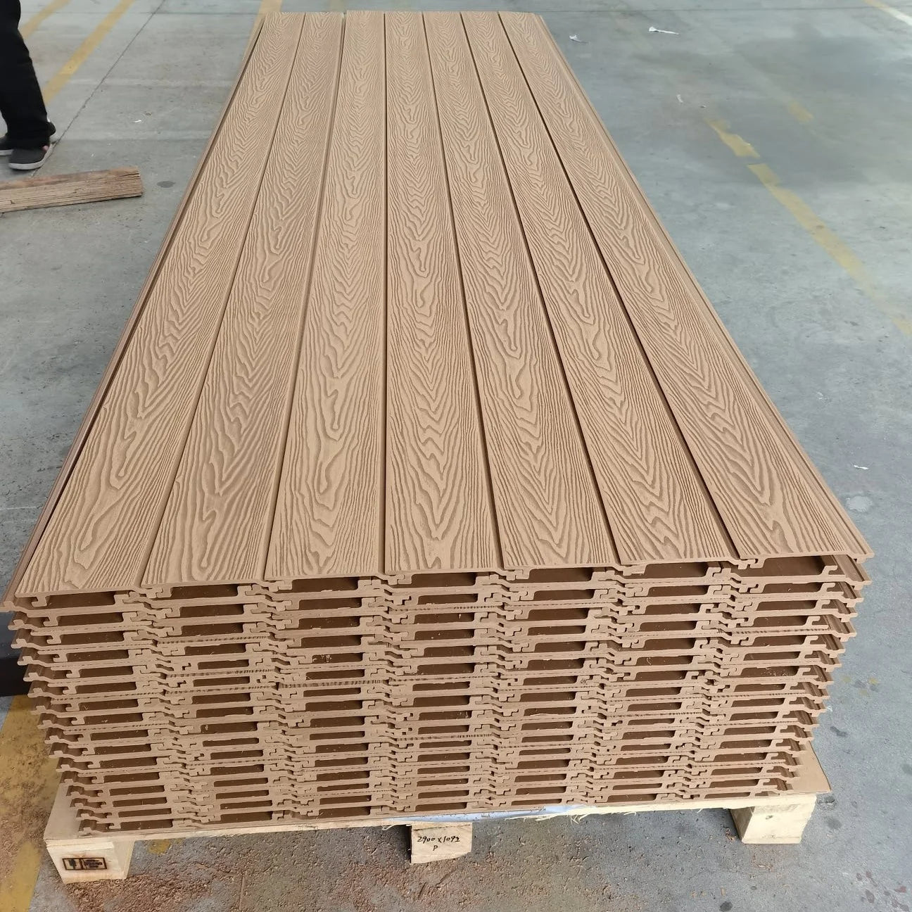 Outdoor House Hotel Building 3d Deep Embossed Wall Panels Boards 156*21mm Ceiling Cladding for Exterior