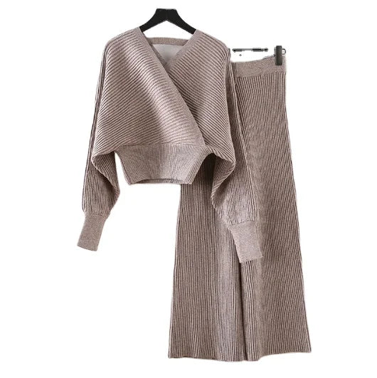 Autumn Fashion Casual Pullover Shiny Knit V-Neck Sweater Backless Balloon Lantern Sleeve Custom Logo Pattern Women's Sweater