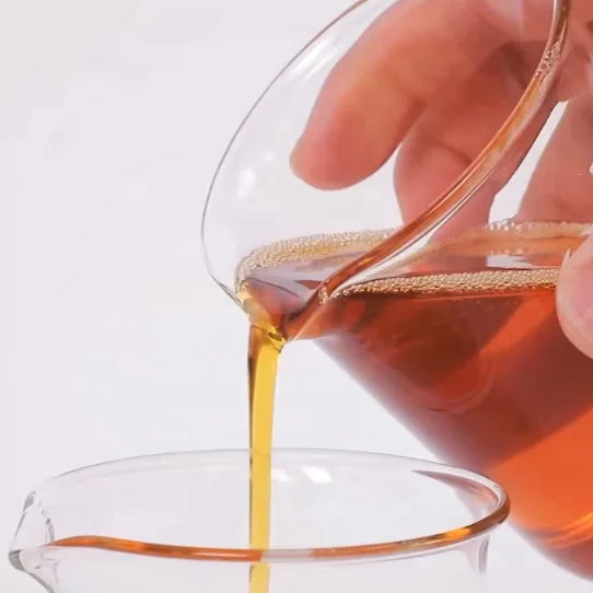 Factory Direct Sales of Additive-free Pure Natural Black Soldier Fly Larvae Refined Oil for Use in Cosmetics.