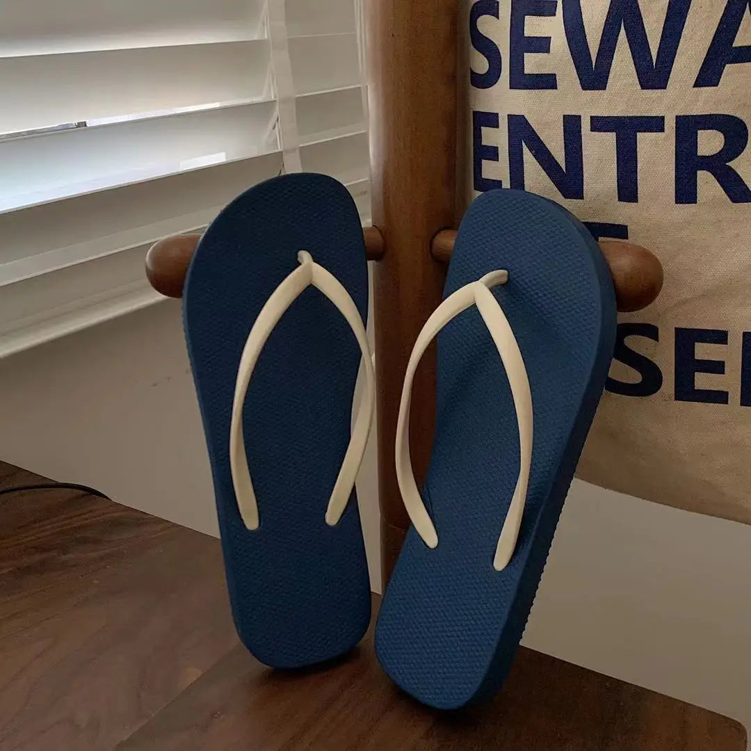 2021 Women's Designer Flip Flops Custom Logo Print Beautiful Color Beach Sliders Light Weight Summer Wedding Flats Shoes for