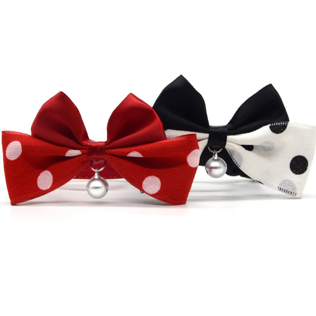 British Style Dog All Seasons Eco-friendly Collar Cute Polka Dot Bow Tie Design Anti-Choking Buckle Simple Fashion New Year's